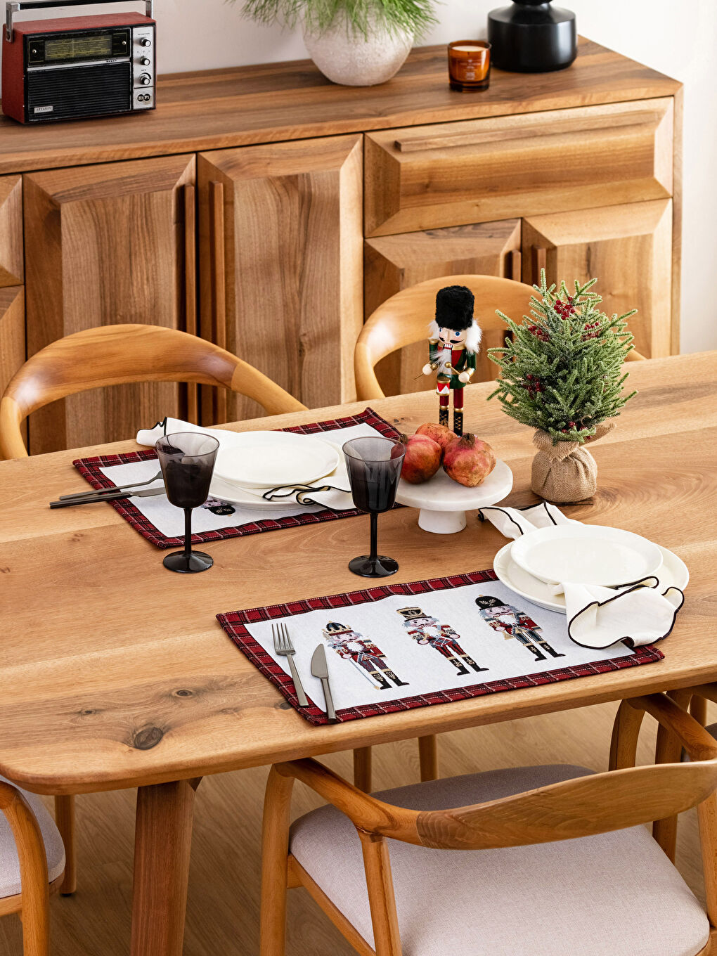 Tischset mit Nussknacker-Muster 2er-Pack 33x50 cm