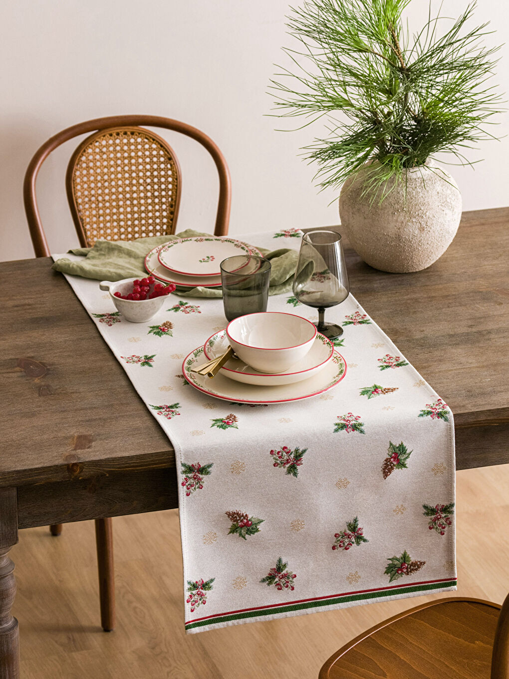 LCW HOME Embroidered Tapestry Runner 45x120 Cm -W2G202Z8-F9C