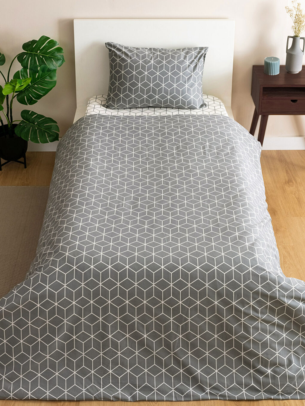 Geometric Patterned Single Duvet Cover Set -W2G522Z8-LRW