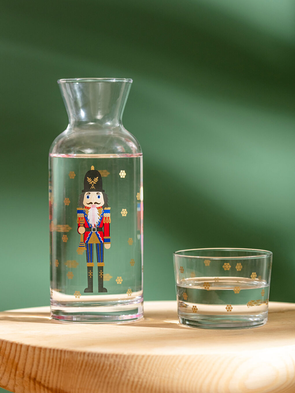 Karışık Fındıkkıran Baskılı Cam Bardaklı Sürahi 720 ml