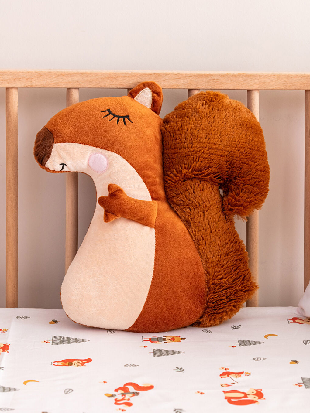 Толтырылған тиін сәбиге арналған жастықша 38 см