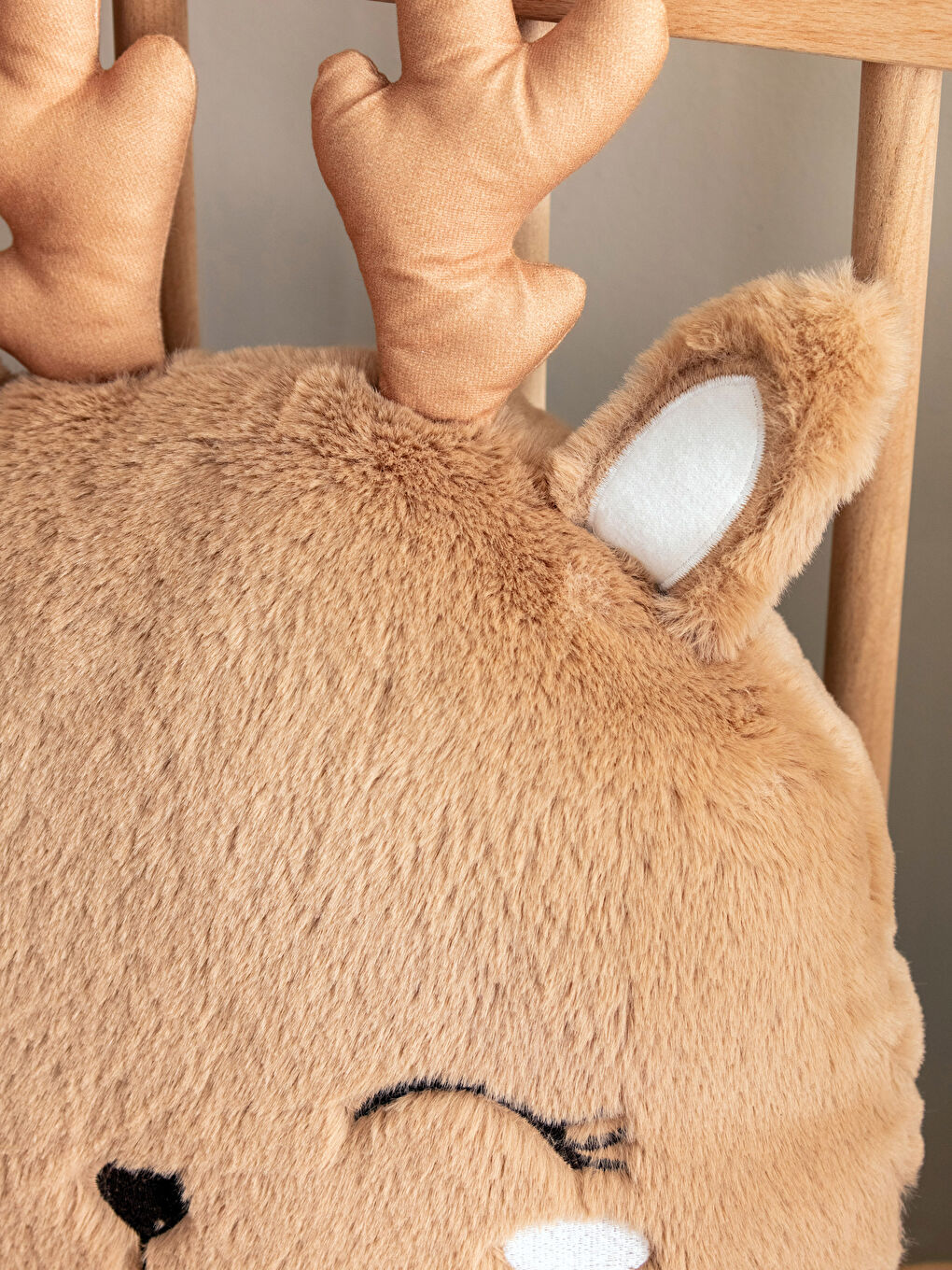 Besticktes Gefülltes Plüsch Babykissen 38 Cm-2