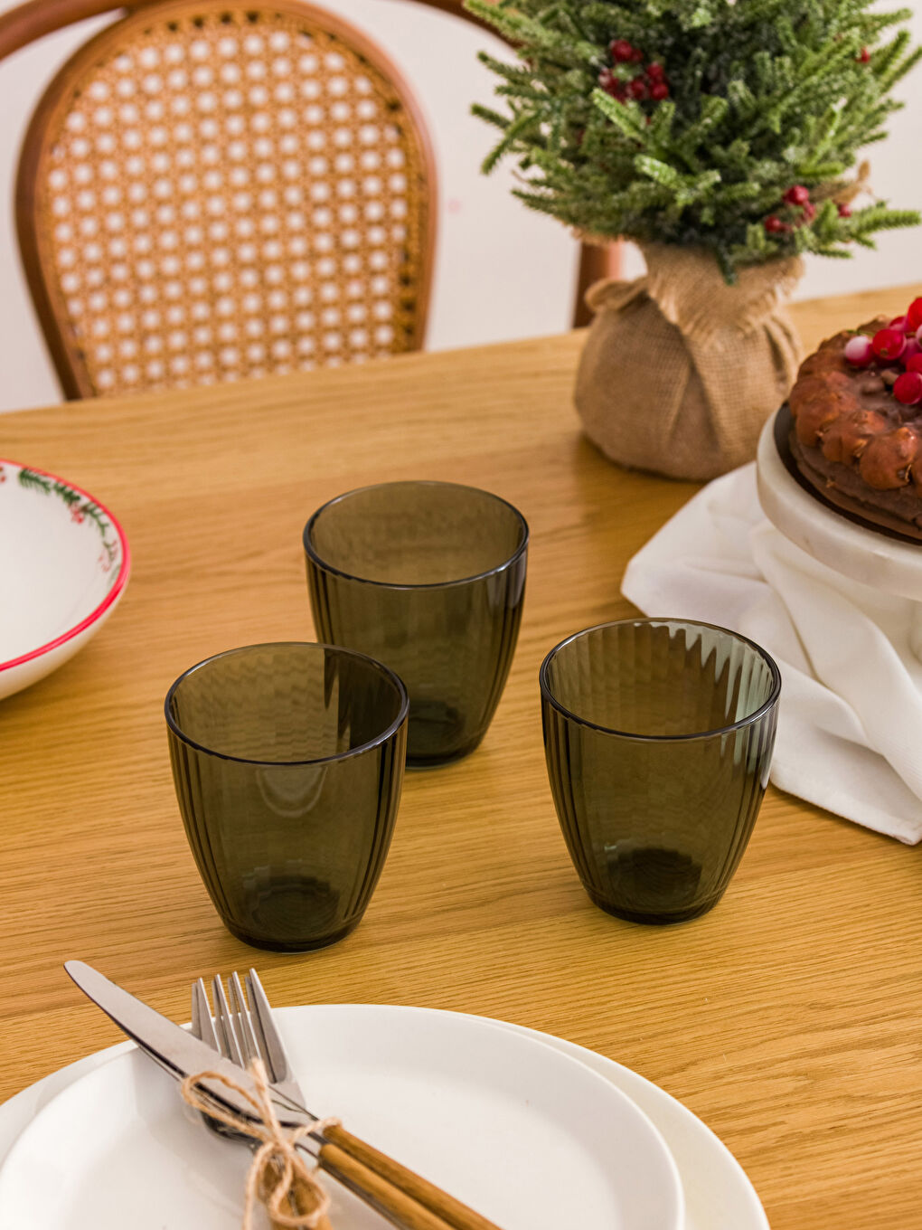 Yeşil Cam Su Bardağı 3'lü 315 ml