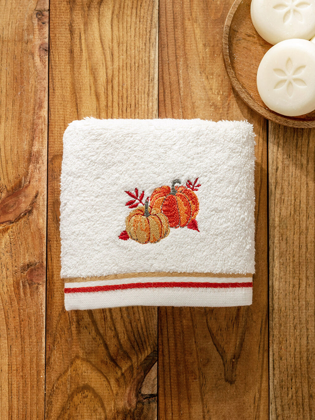 Embroidered Cotton Hand Towel 30x50 Cm-2