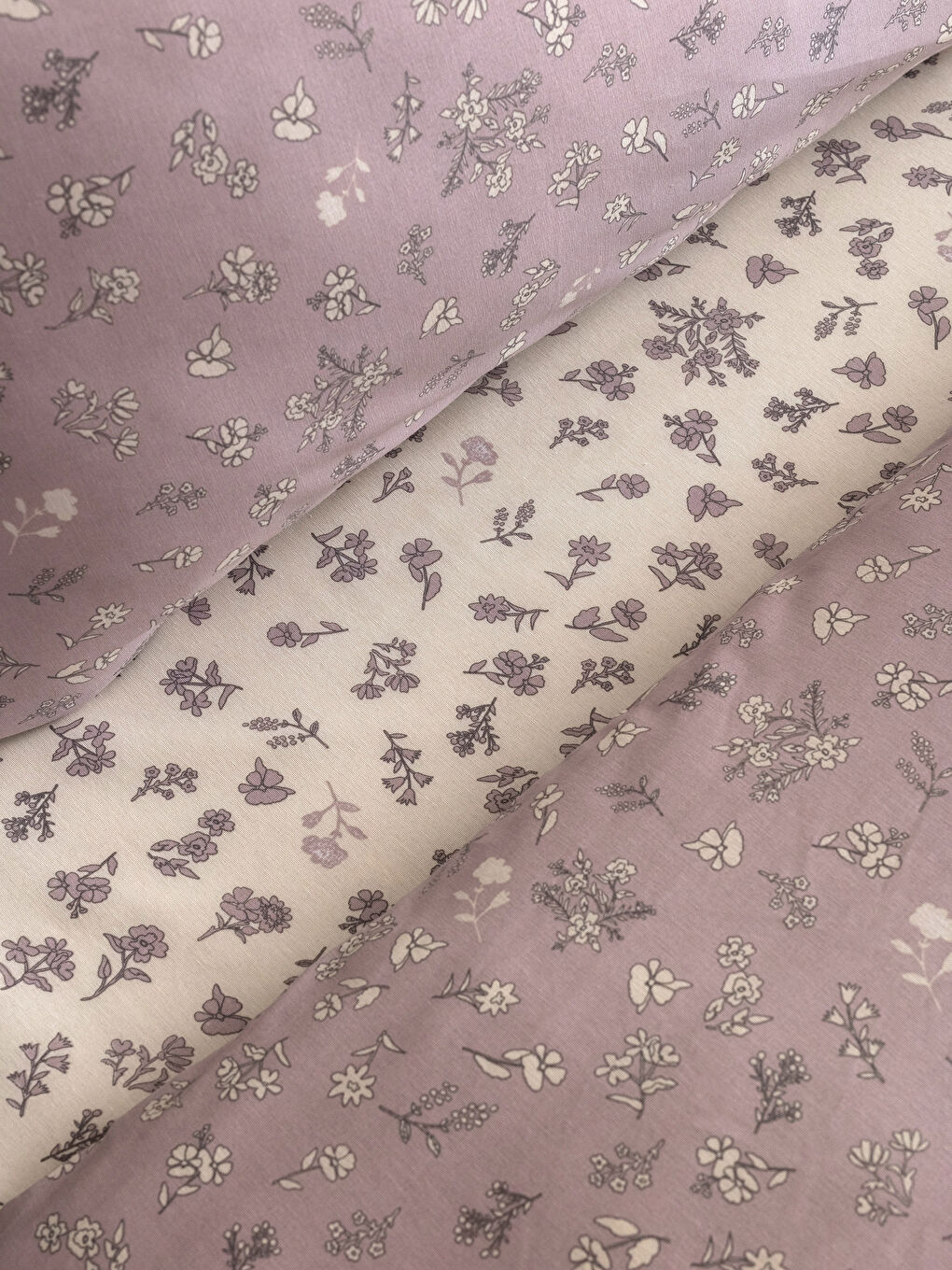 Karışık Çiçek Desenli Çift Kişilik Nevresim Takımı-4