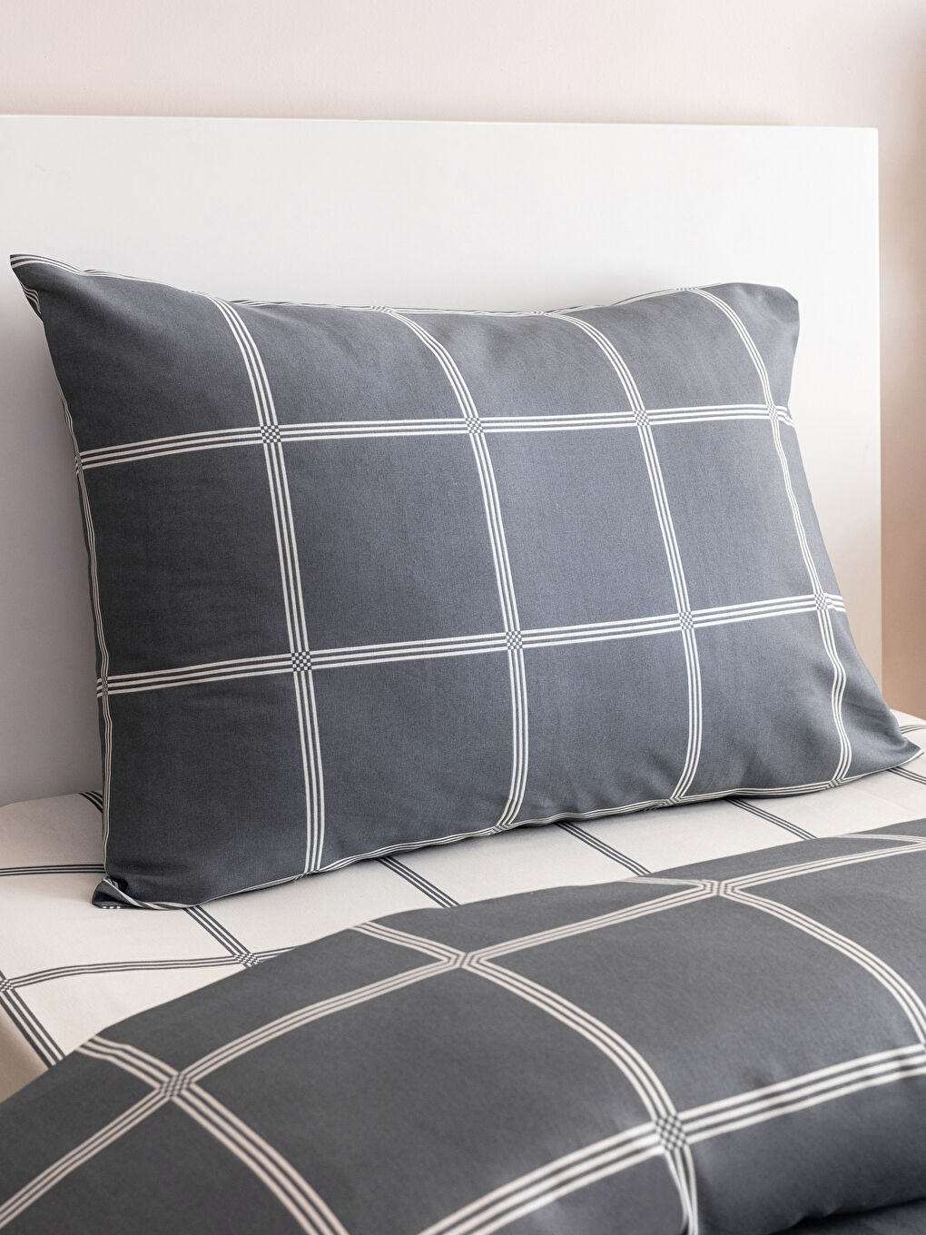 Karışık Geometrik Desenli Tek Kişilik Nevresim Takımı-2