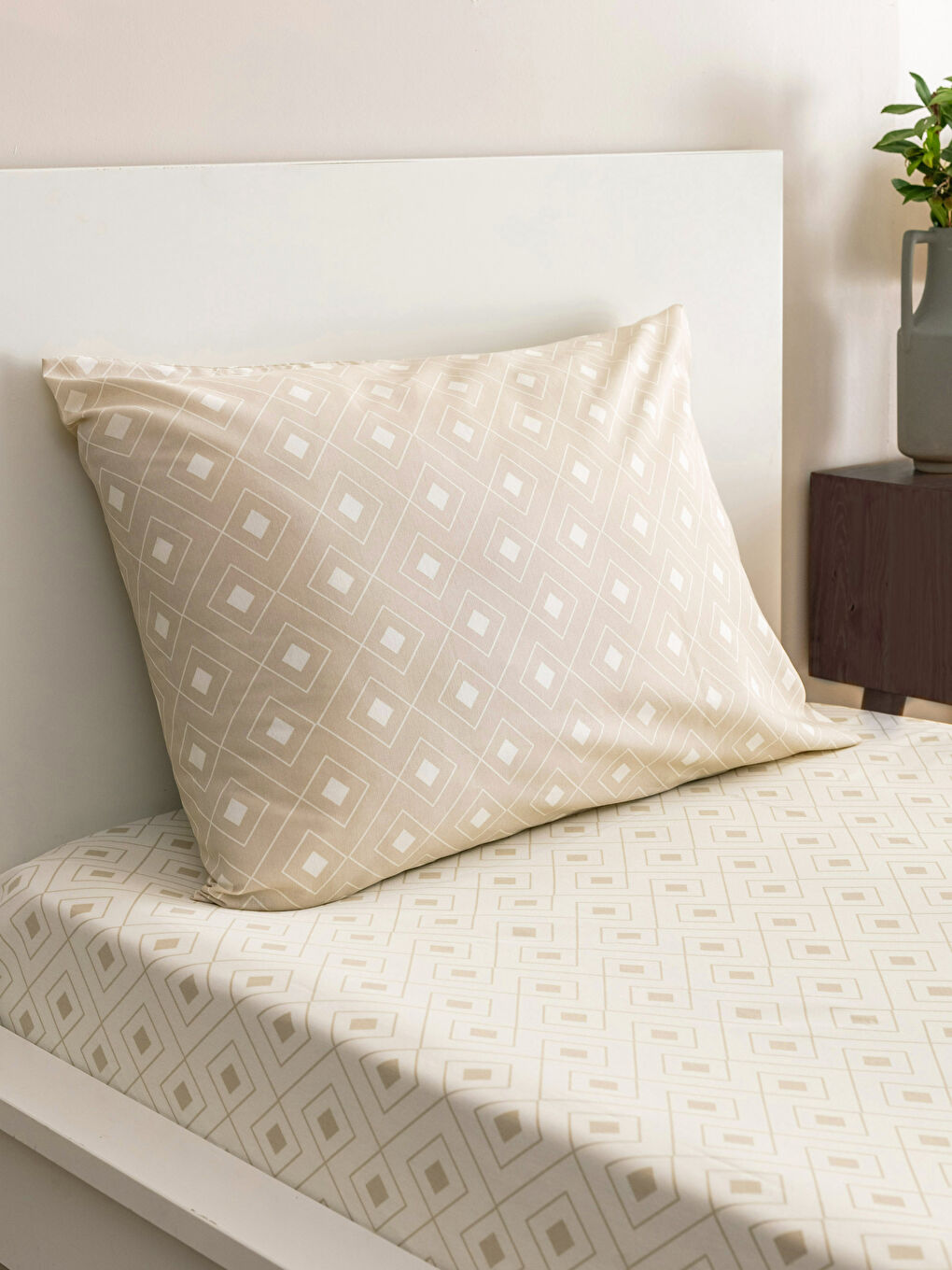 Karışık Geometrik Desenli Tek Kişilik Nevresim Takımı-2