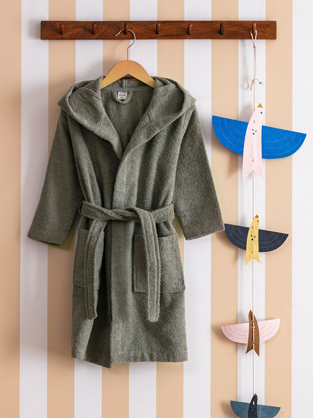 Plain Long Hooded Boy's Bathrobe