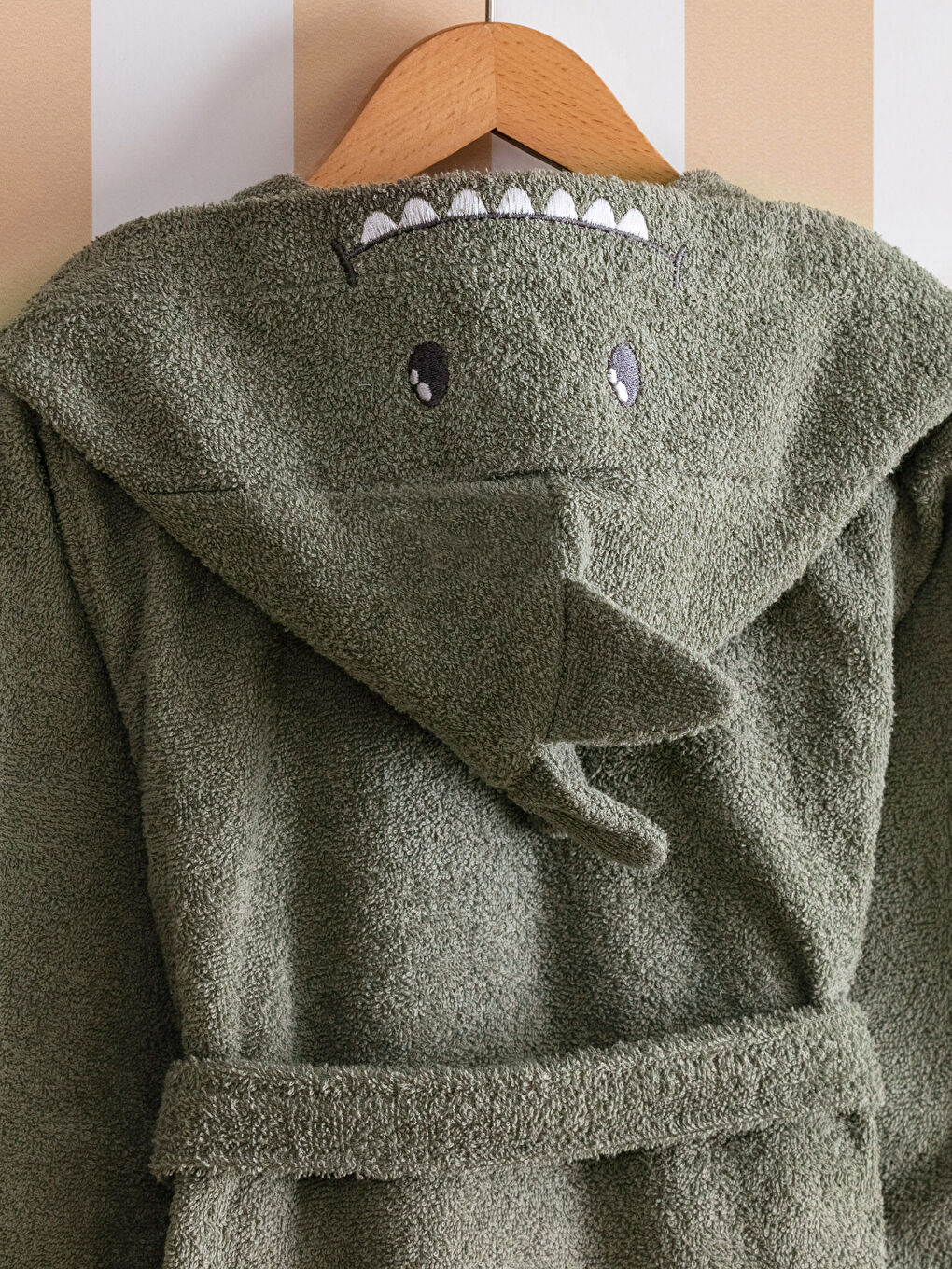 Plain Long Hooded Boy's Bathrobe-3