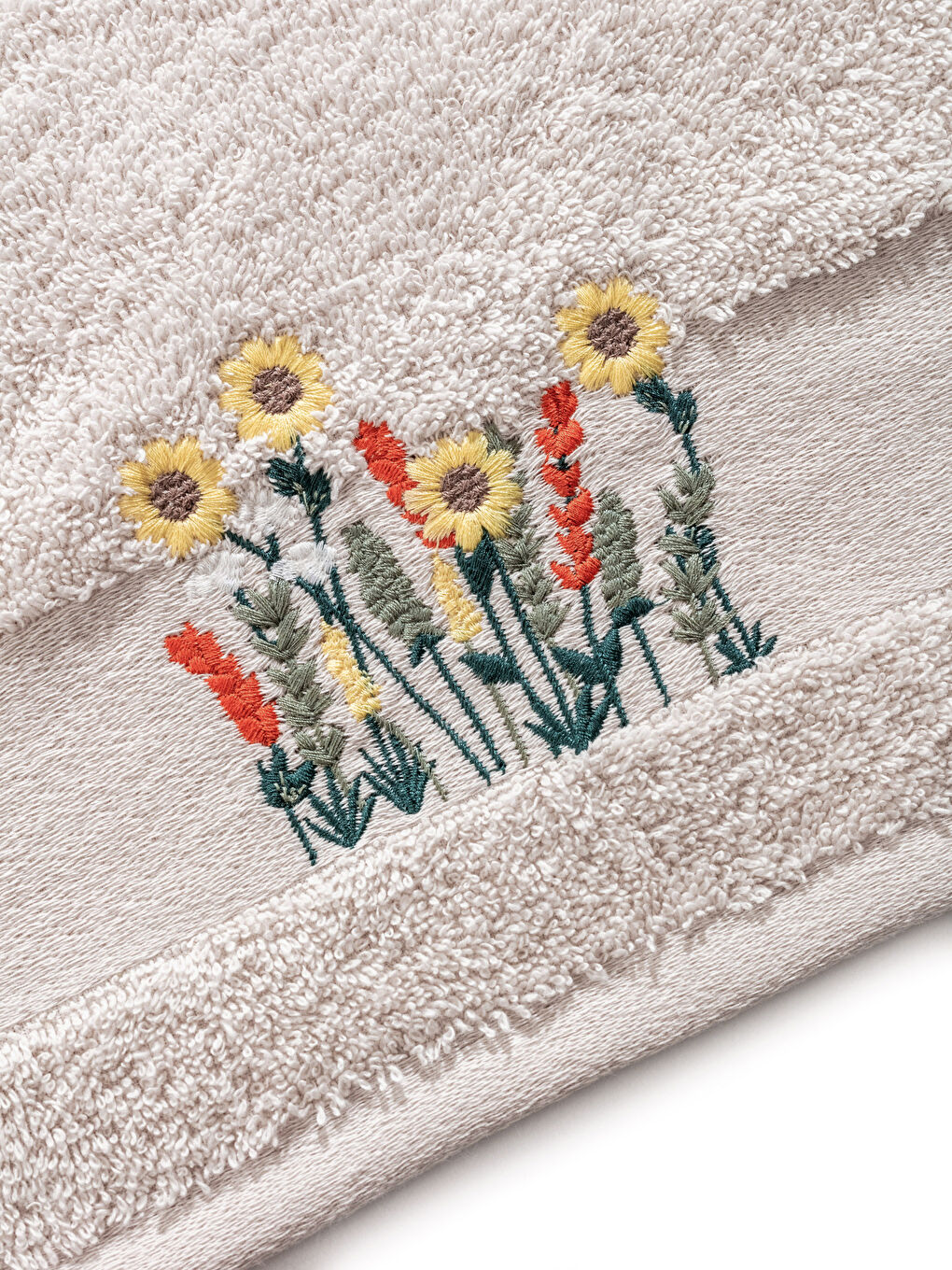 Sunflower Embroidered Hand Towel 30x50 Cm-3