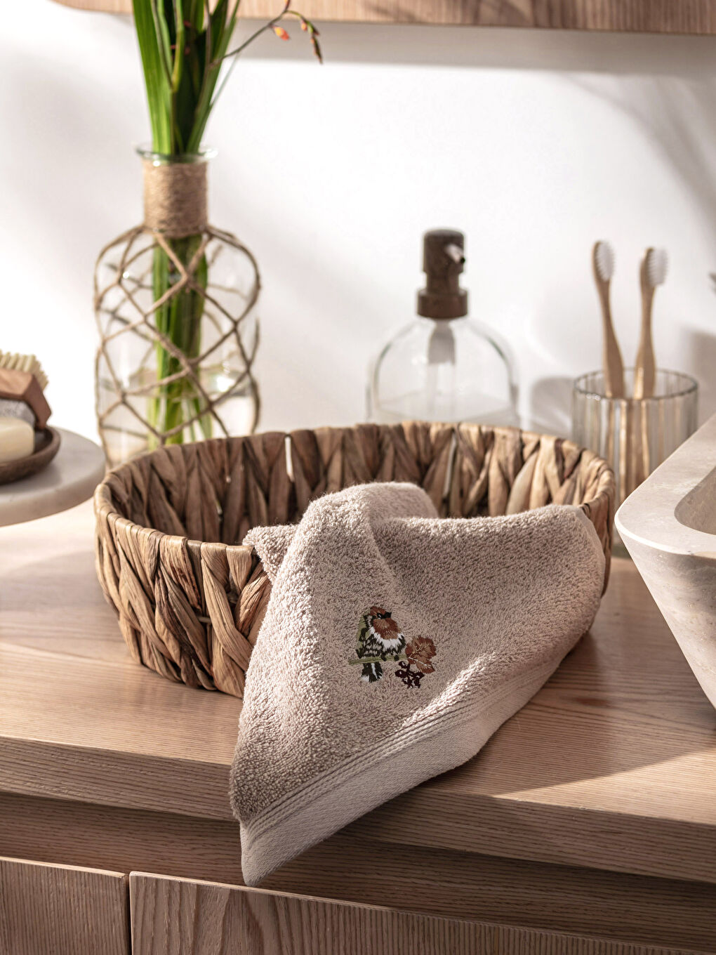 فوطة يد قطن مطرزة 30x50 سم-1