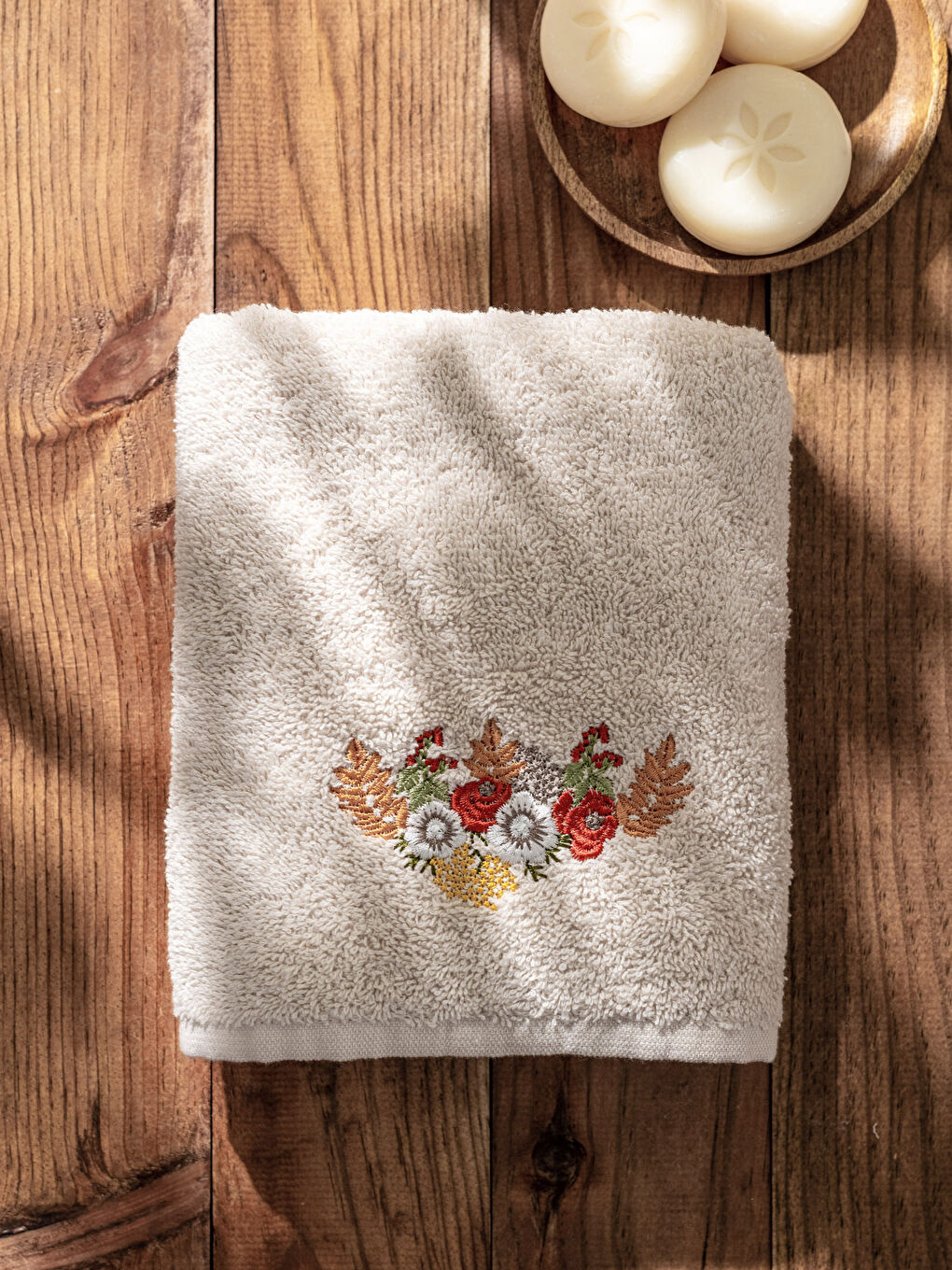 Embroidered Cotton Face Towel 50x80 cm-2