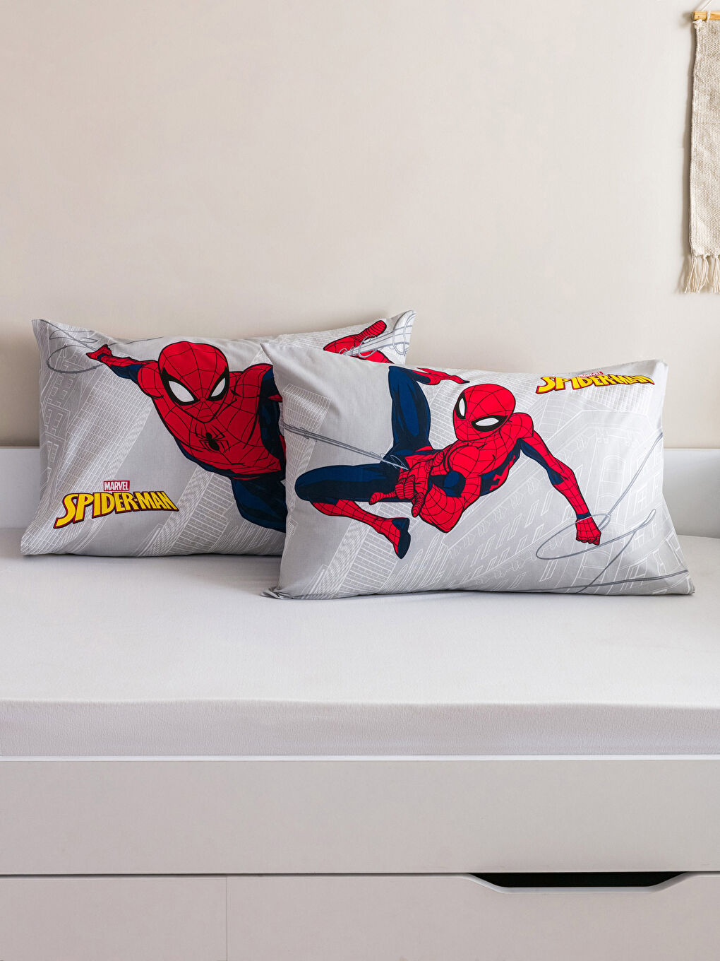 Gri Spiderman Lisanslı Çocuk Yastık Kılıfı 2'li 50x70 cm-1