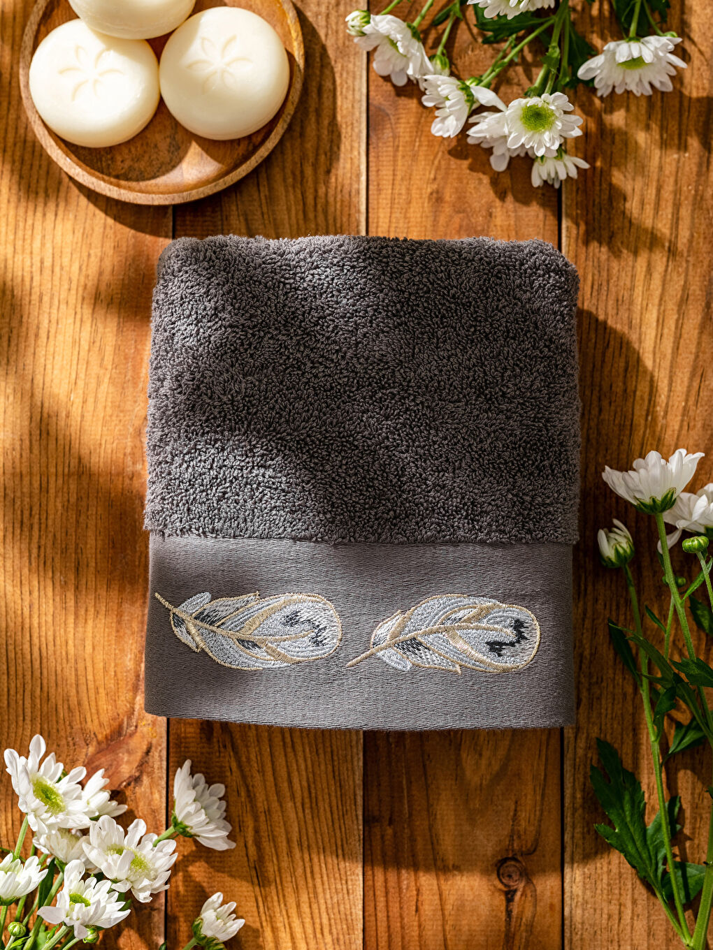 Embroidered Cotton Face Towel 50x80 cm-2