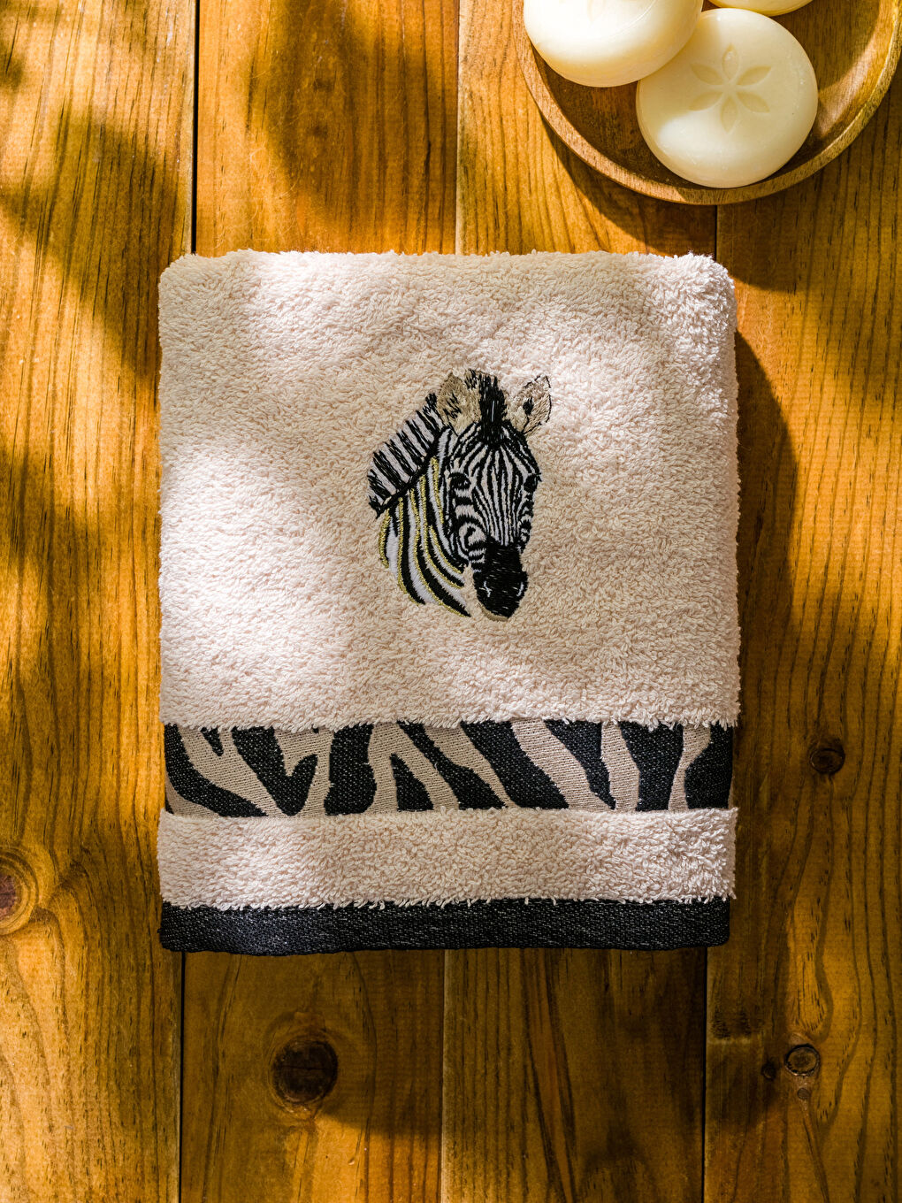 Embroidered Cotton Face Towel 50x80 cm-2