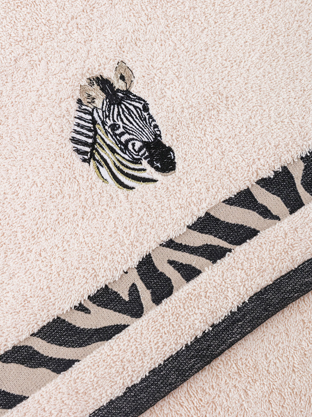 Embroidered Cotton Face Towel 50x80 cm-3