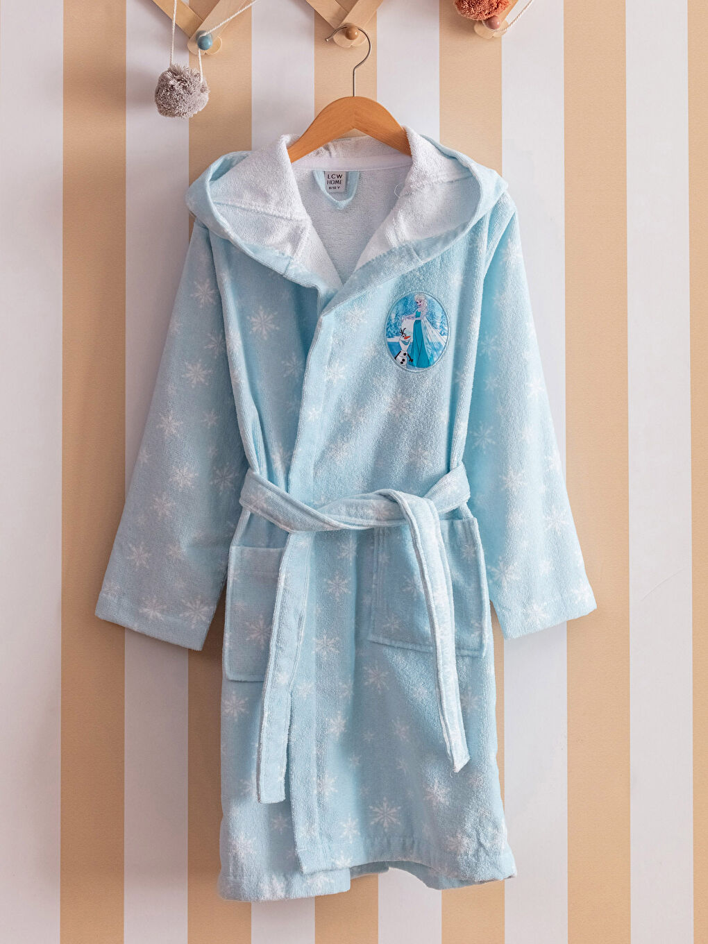 LCW HOME Lila Frozen Lisanslı Kız Çocuk Kapüşonlu Bornoz