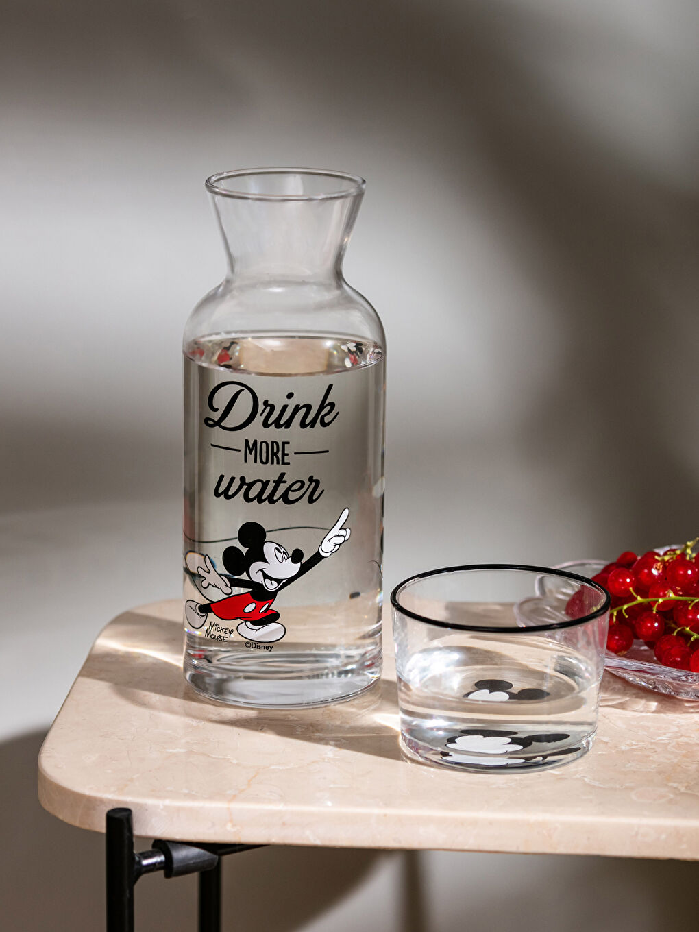 Karışık Mickey Mouse Lisanslı Bardaklı Cam Karaf Sürahi 700 ml