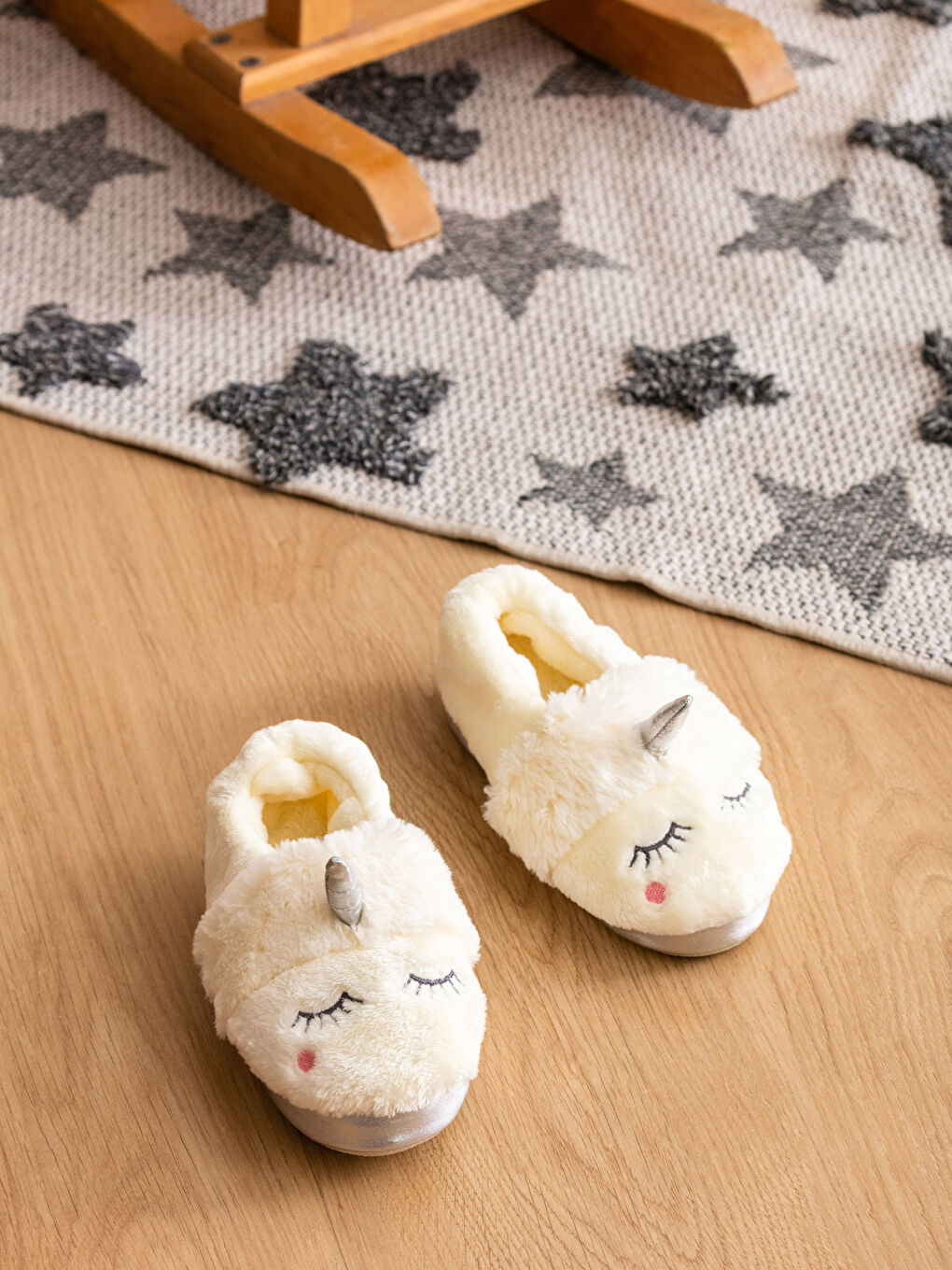 3D Applique Detailed Kids House Slippers