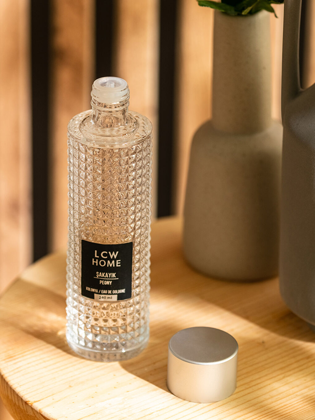 Şakayık Kokulu Kolonya 240 ml-1