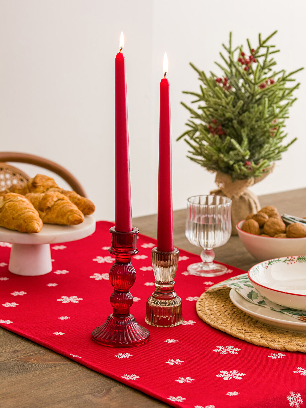 Kırmızı Düz Dekoratif Şamdan Mum 2'li 24 cm