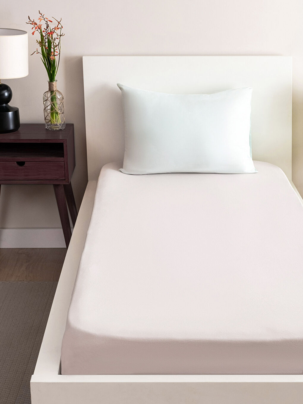 LCW HOME Jednostavan pamučni elastični čaršav za jednokrevetni krevet 100x200x30 cm -W2GO49Z8-D2Y