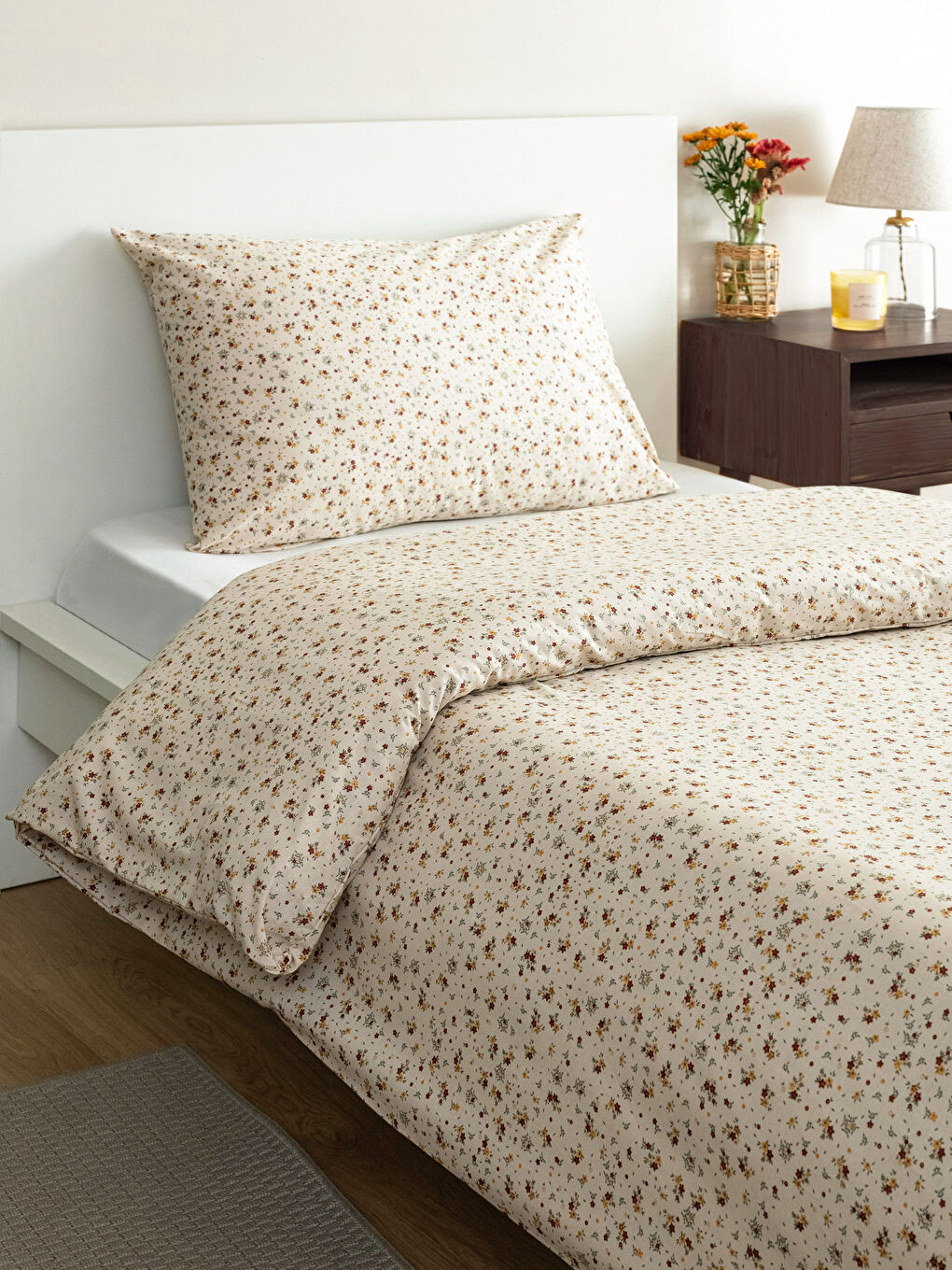 Karışık Desenli Tek Kişilik Nevresim Seti