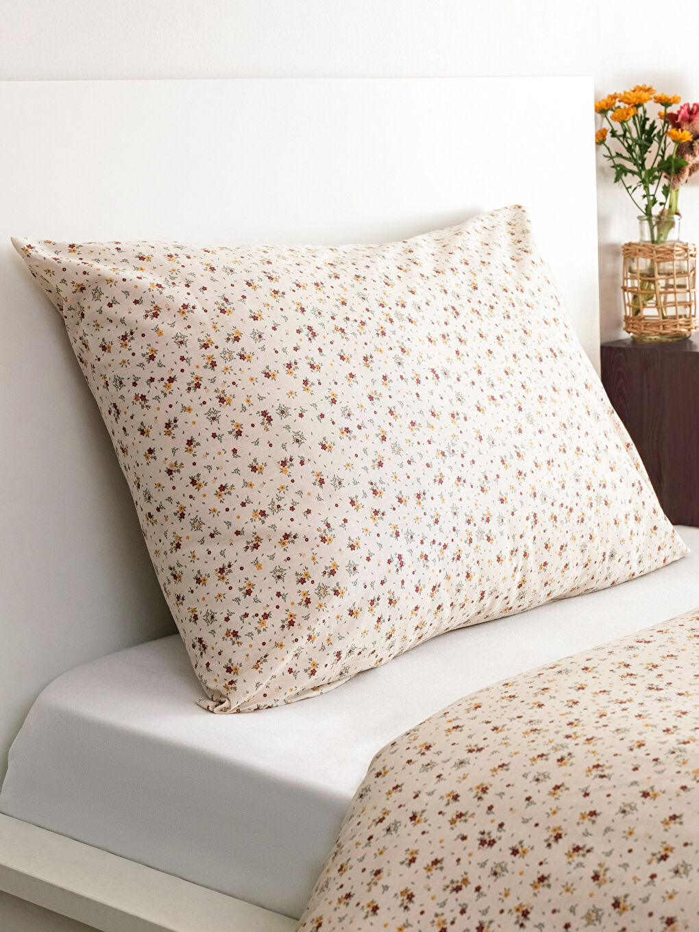 Karışık Desenli Tek Kişilik Nevresim Seti-2