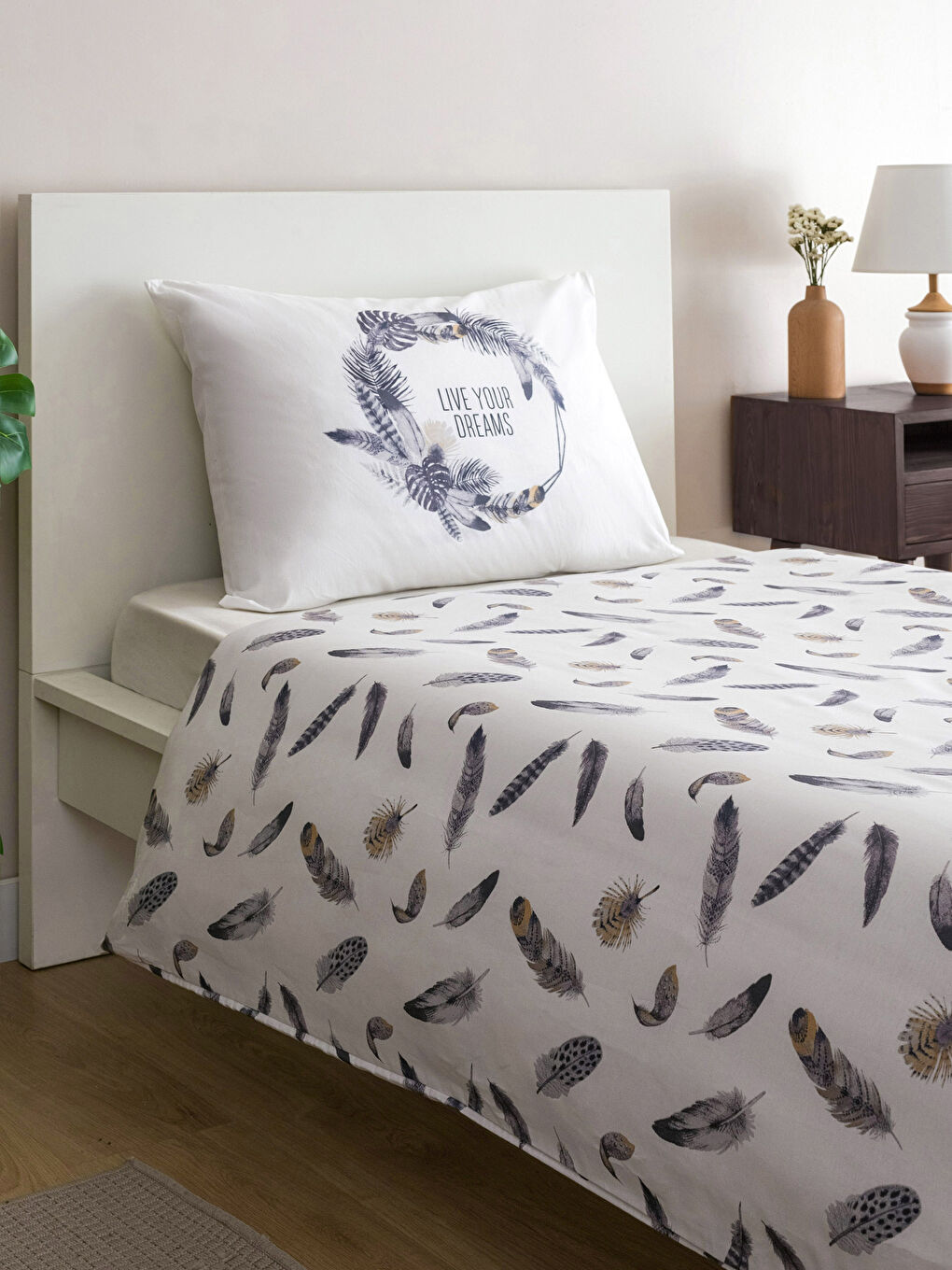 طقم غطاء لحاف فردي منقوش