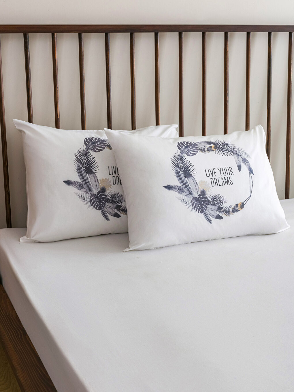 Karışık Baskılı Çift Kişilik Nevresim Seti-2