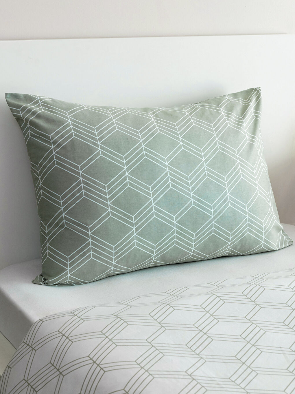 Yeşil Desenli Tek Kişilik Nevresim Seti-3