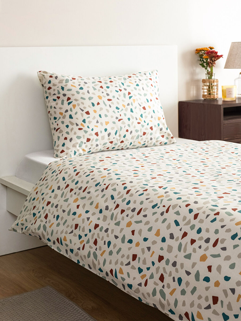 طقم غطاء لحاف فردي منقوش