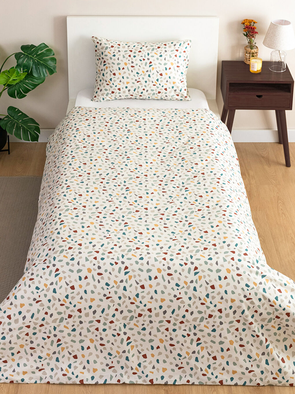 طقم غطاء لحاف فردي منقوش-1