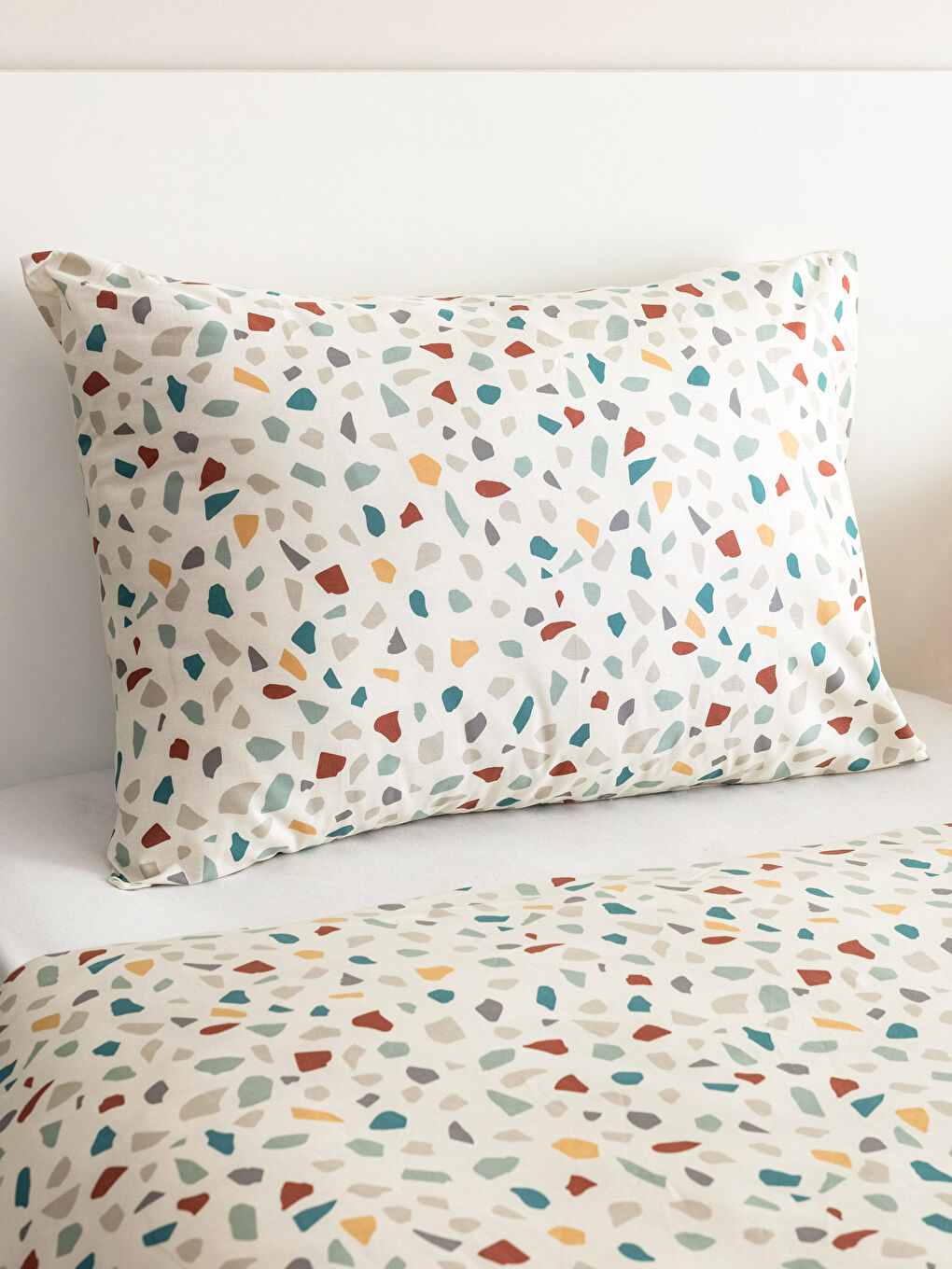 طقم غطاء لحاف فردي منقوش-2