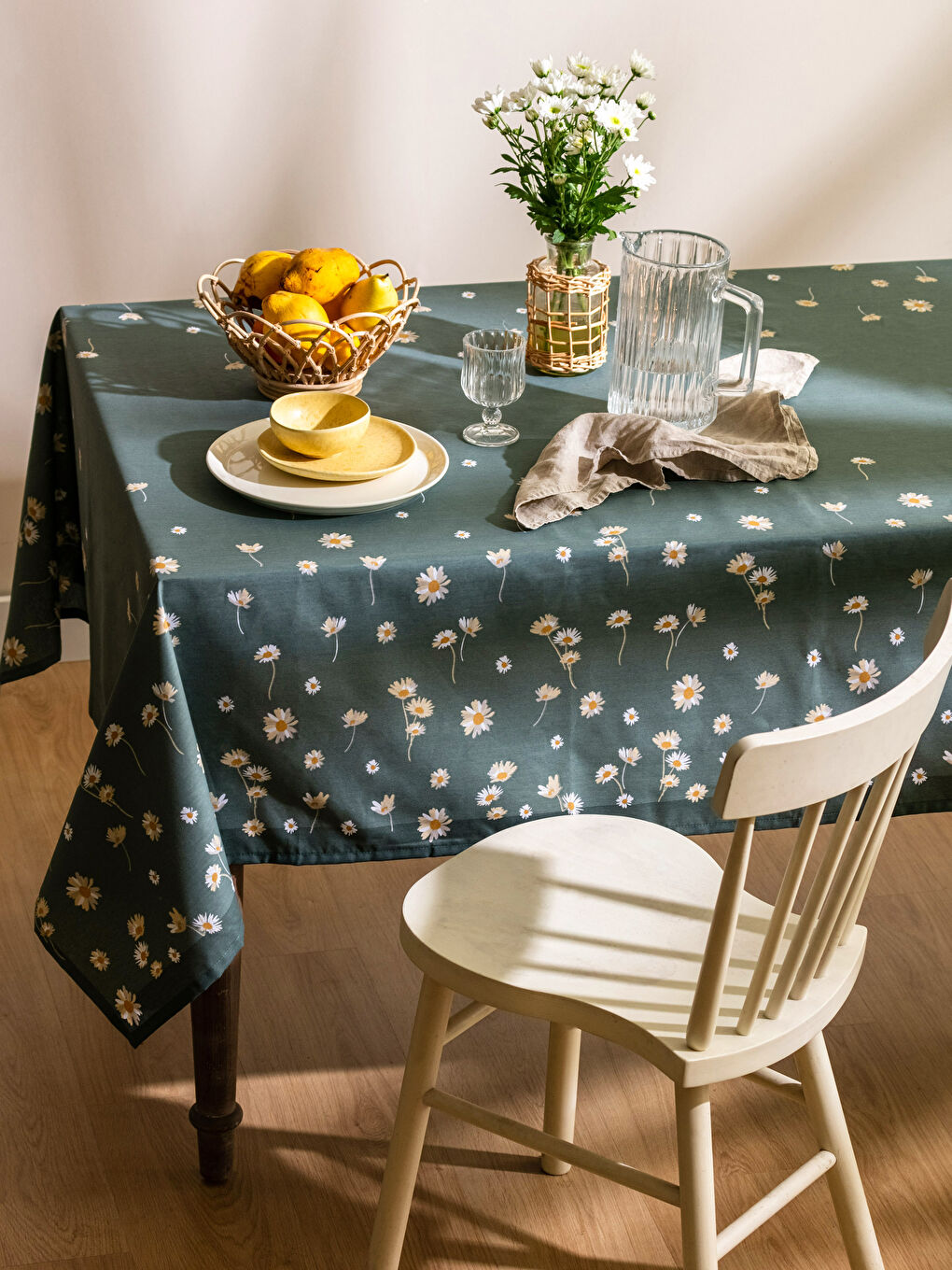 Karışık Baskılı Masa Örtüsü 150x220 cm