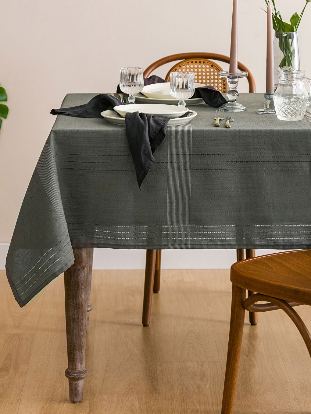 Striped Tablecloth 150x200 cm