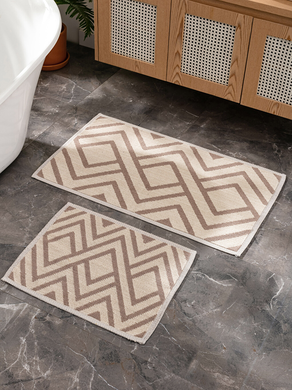 Geometric Patterned Bath Mat 2 Pack