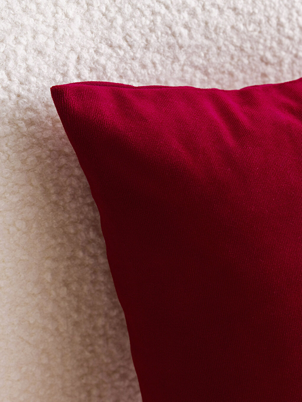 Изчистена кадифена възглавница 45x45 см-2