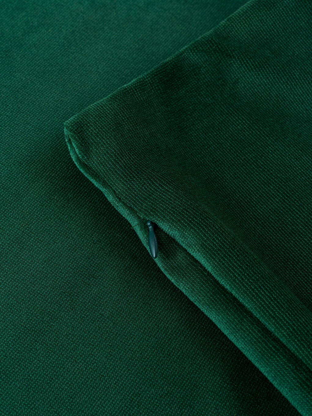 LCW HOME Plain Velvet Pillow 45x45 Cm -W2H080Z8-HQZ