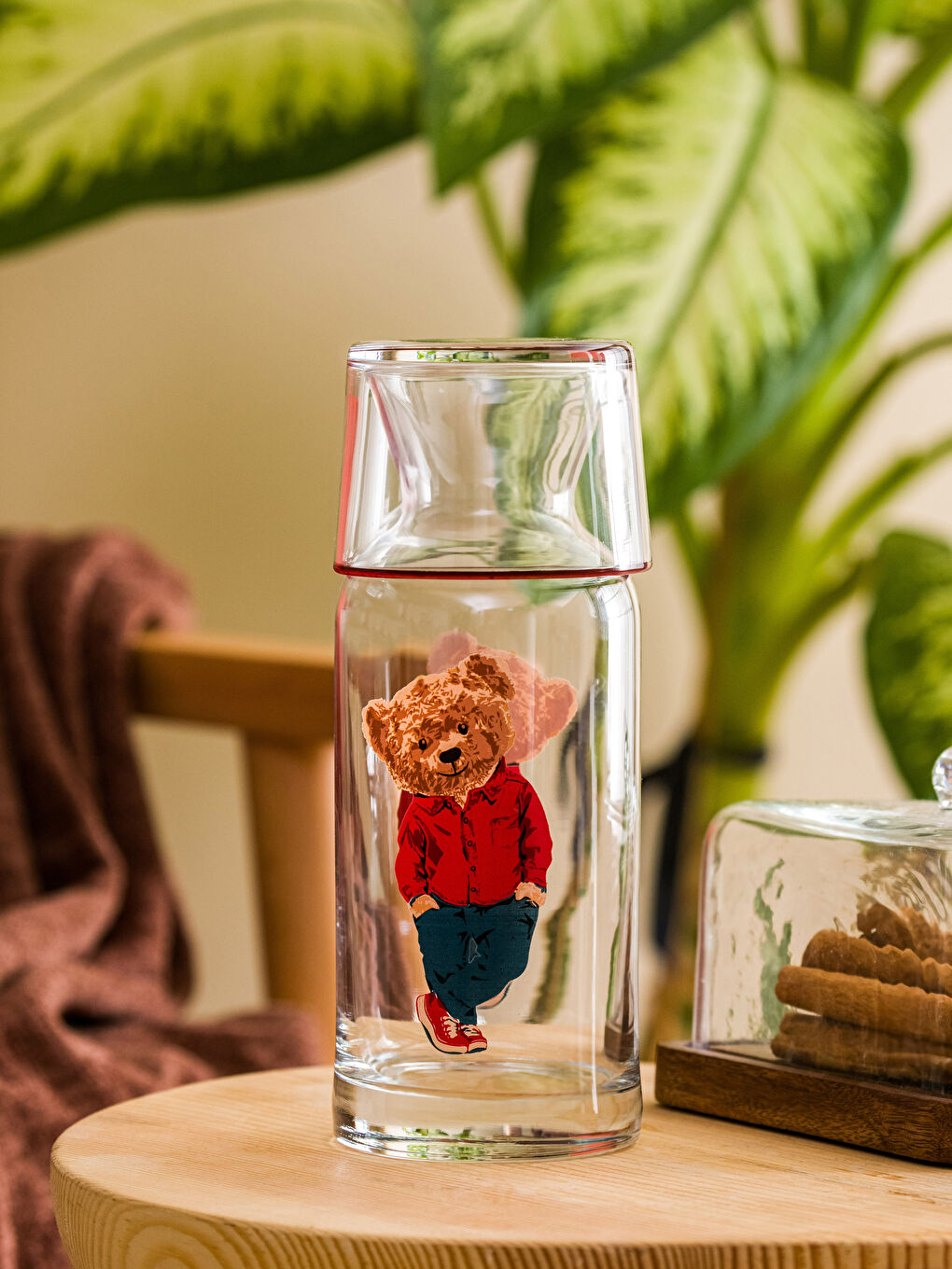 Karışık Bardak Kapaklı Cam Karaf Sürahi 700 ml-1