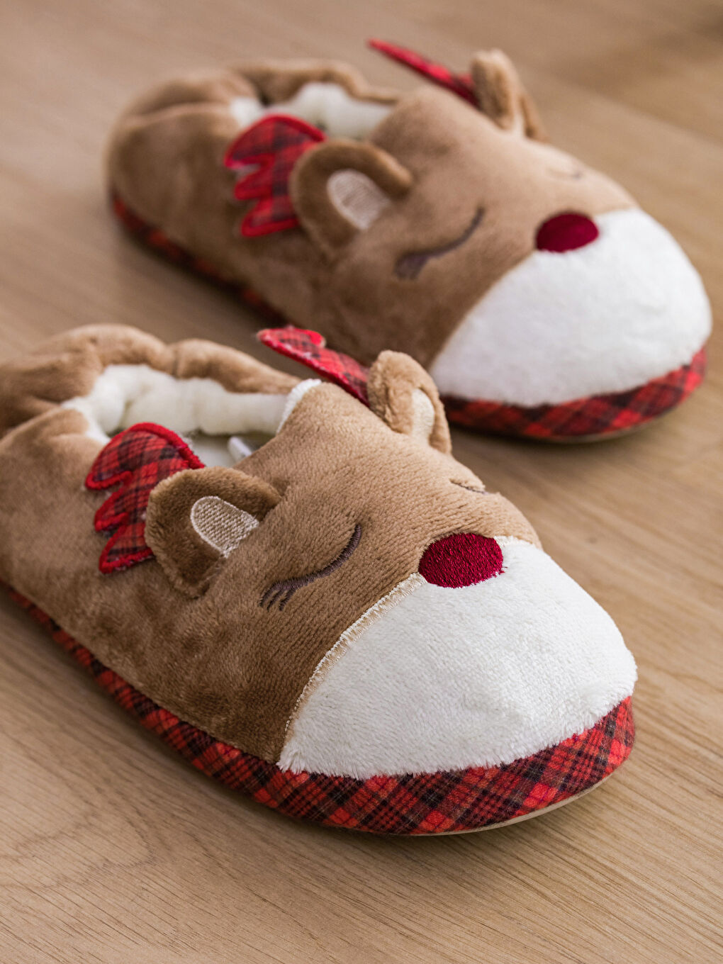 LCW HOME Embroidered Home Slippers -W2H293Z8-GCU