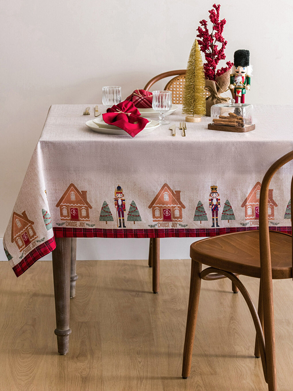 LCW HOME New Year Themed Table Cloth 150x200 Cm -W2H387Z8-F9C