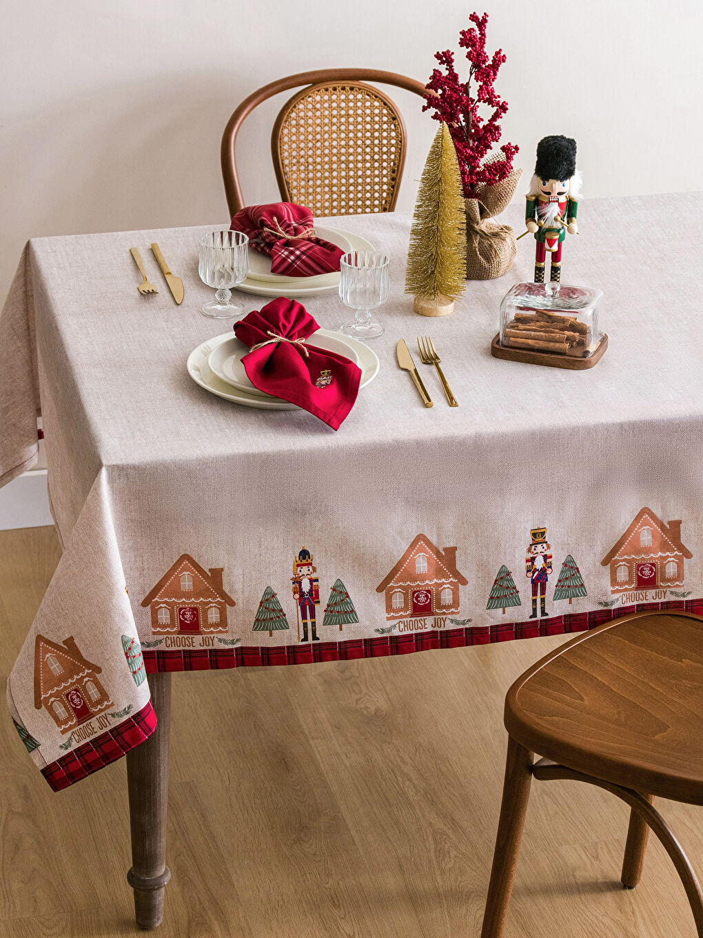 LCW HOME New Year Themed Table Cloth 150x200 Cm -W2H387Z8-F9C