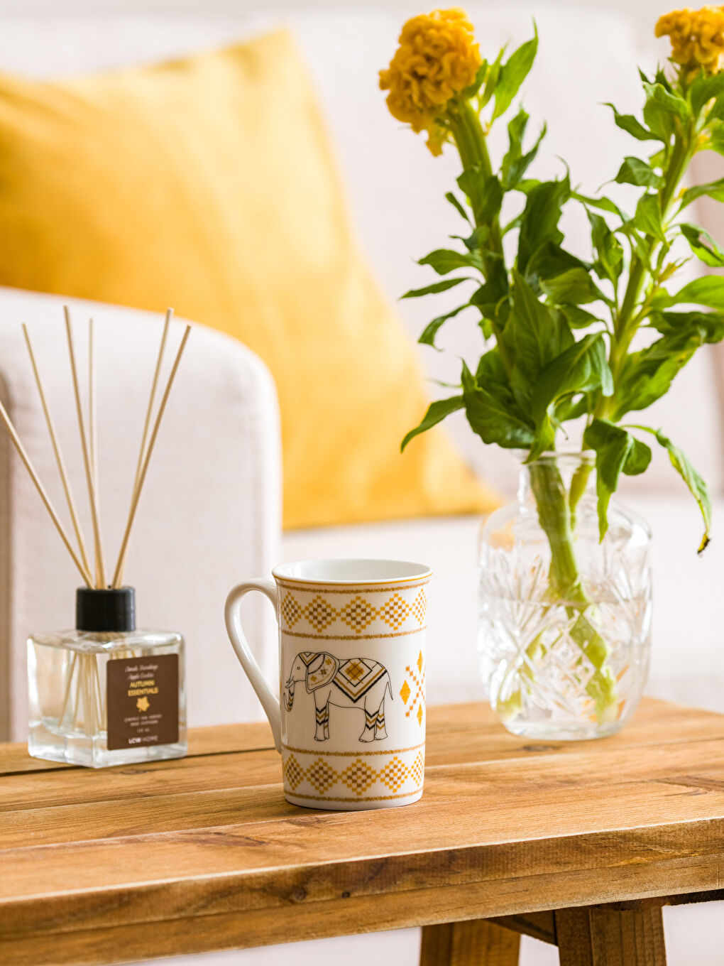 Karışık Fil Baskılı Porselen Kupa 270 ml-1