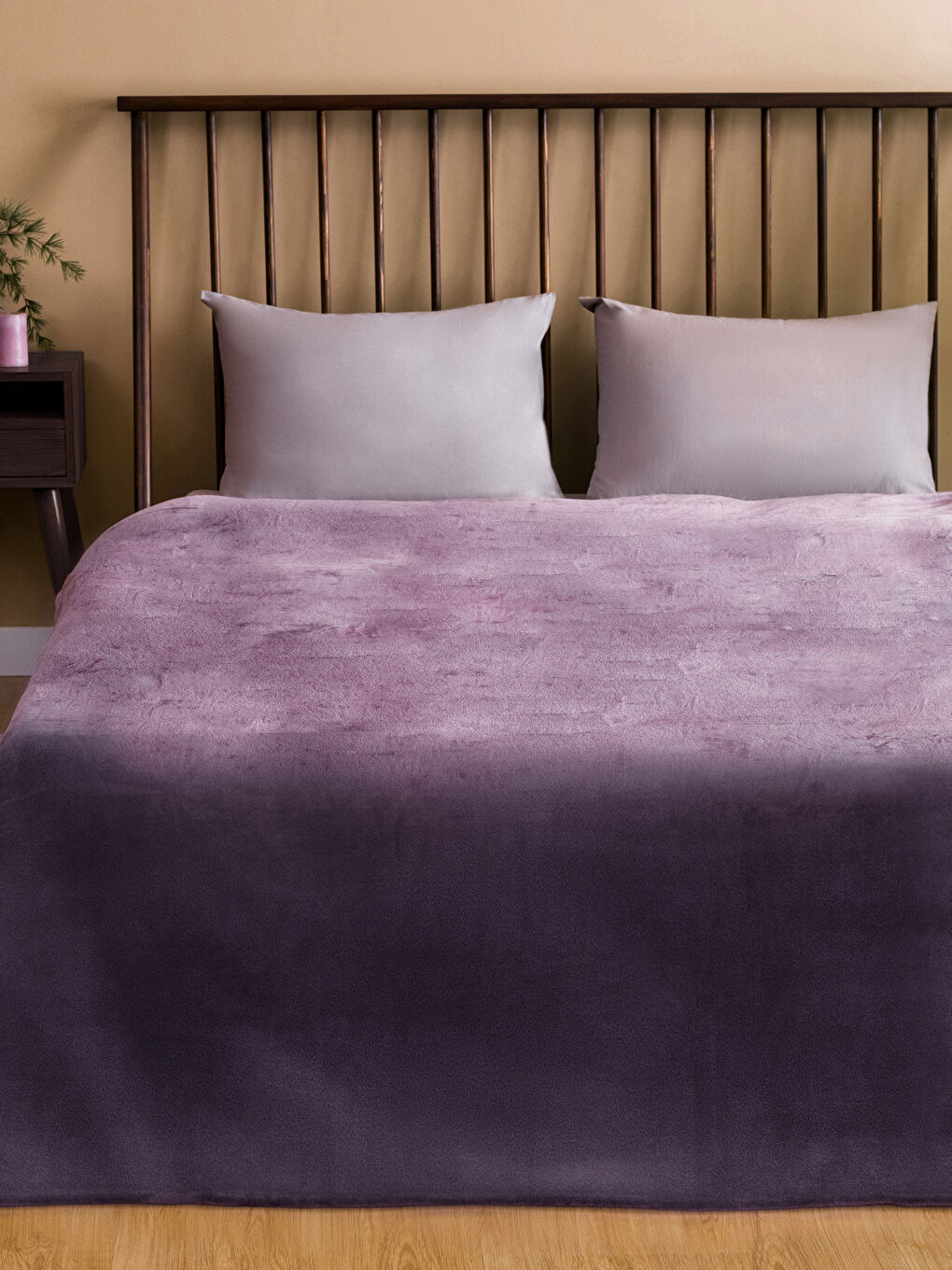 Plain Welsoft Double Blanket 200x220 cm