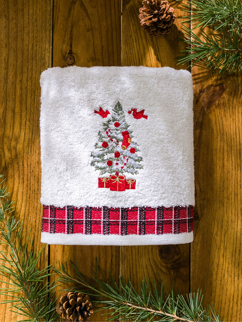 فوطة وجه قطن مطرزة 50x80 سم-2