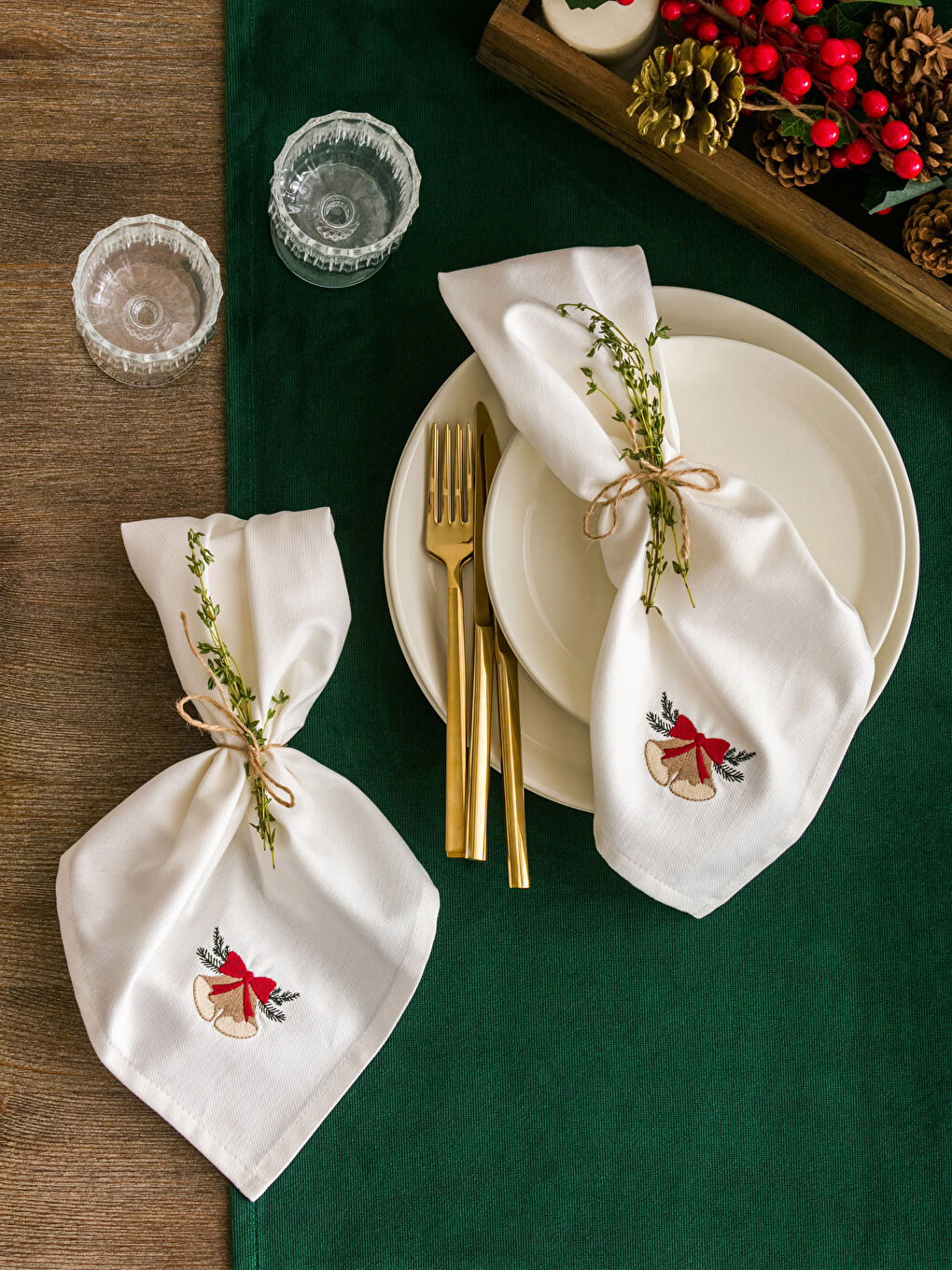 Салфетка Тканевая Вышитая На Рождественскую Тему 2 Шт 40x40 См-1