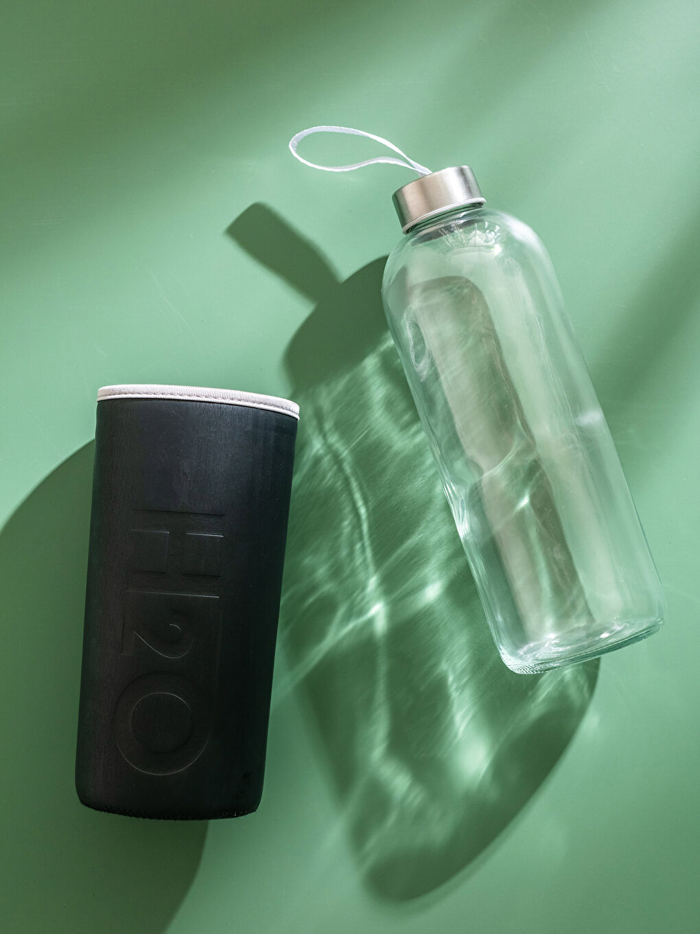 Siyah Cam Kılıflı Su Matarası 1000 ml-1