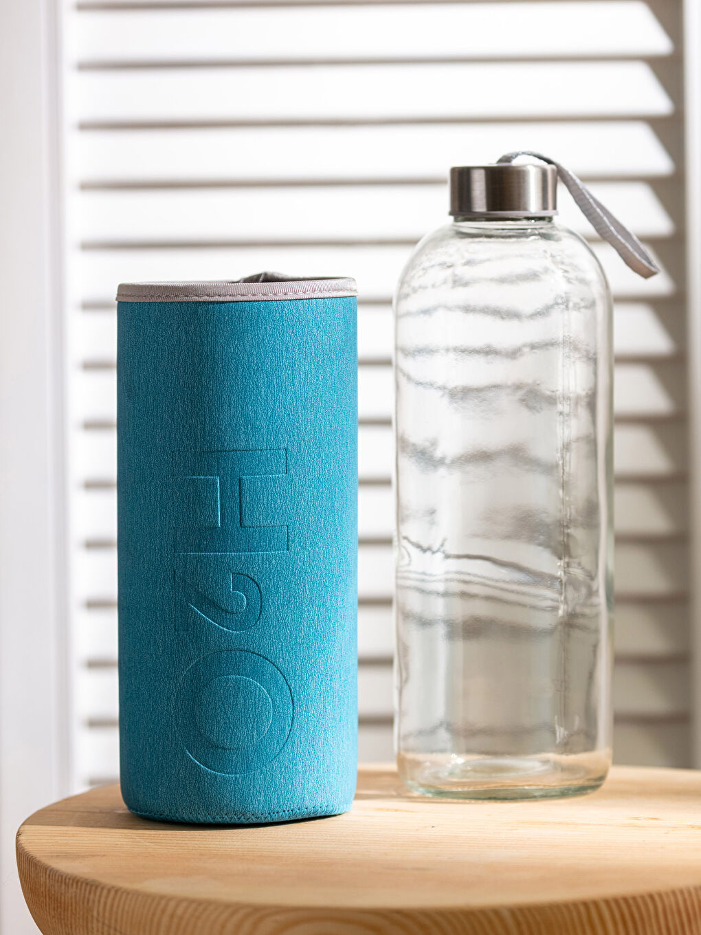 Mavi Cam Kılıflı Su Matarası 1000 ml-1