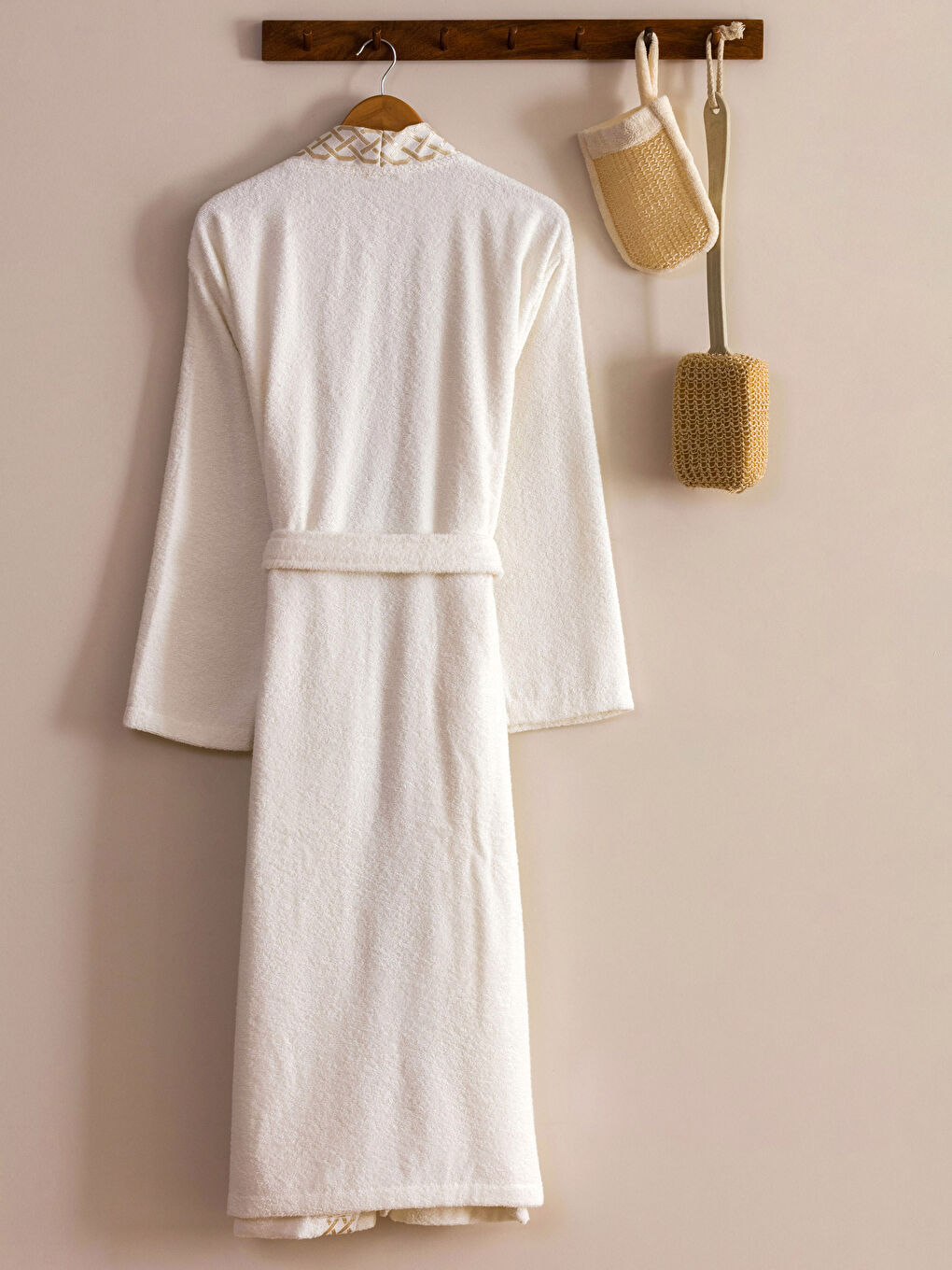 Peignoir de Bain pour Hommes à Col Châle et Motifs-1